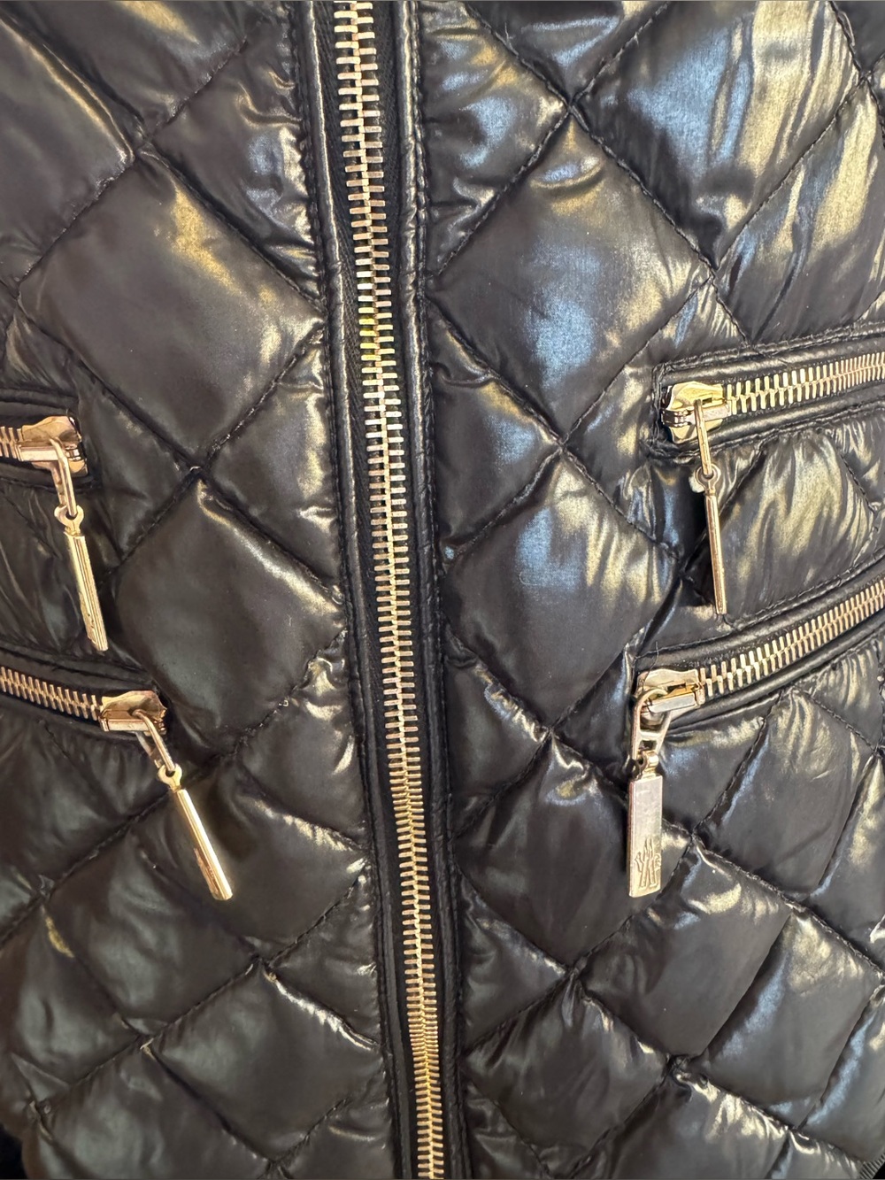 Moncler Black Quilted Diamond-Pattern Puffer Jacket with Gold Zips - Picture 9 of 16